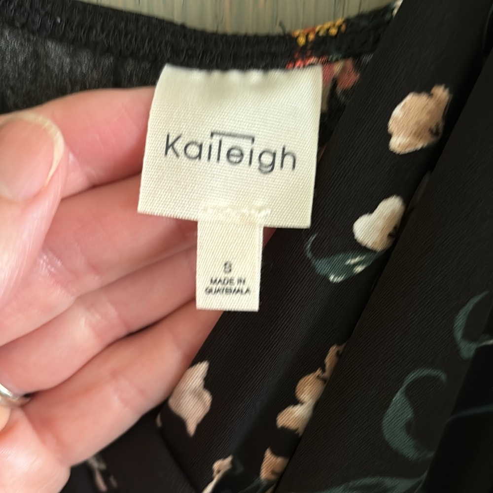 EUC size small Kaileigh jumpsuit in black floral print - Picture 5 of 6